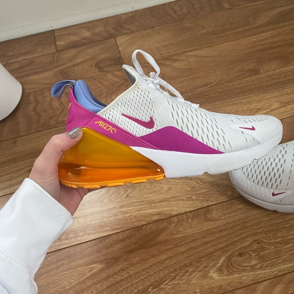 NIKE air max 270